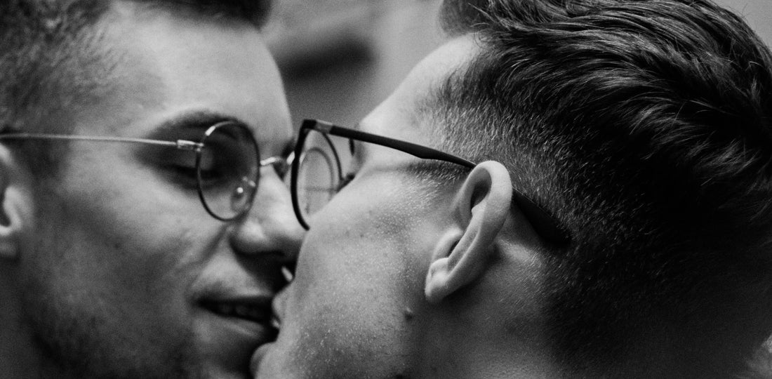 Three sex positions every gay man needs to try at least once